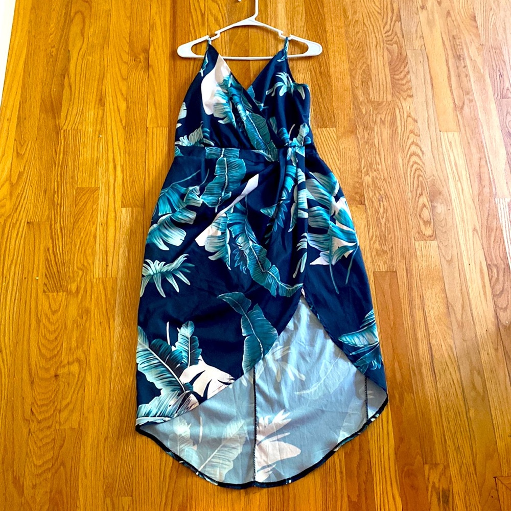 Tropical floral high low dress, size Large